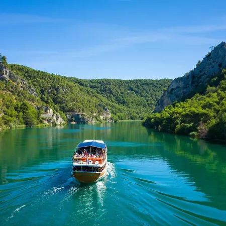 In - Sibenik Riviera 35598 Apartamento Primošten